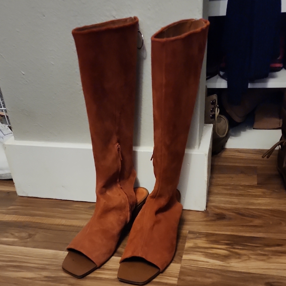 Zara Women's Over the Knee Boots in Brown